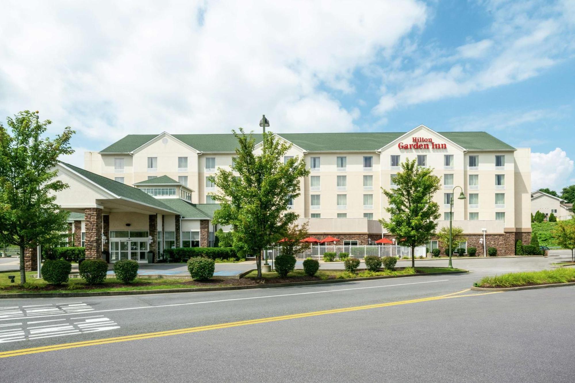 Hilton Garden Inn Morgantown Exterior photo